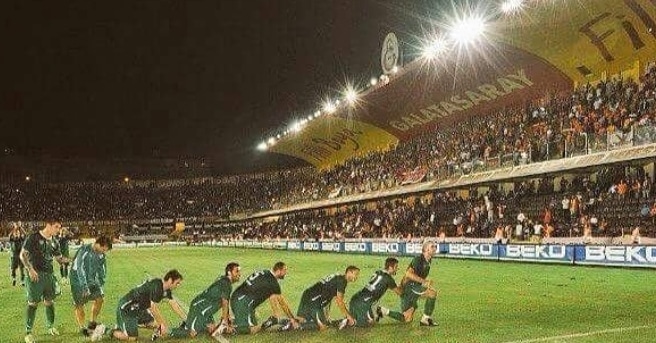 DÖNECEĞİZ GÜZEL YILLARA!

#DavanaSahipÇıkBursa