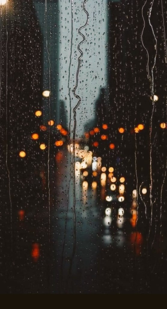 Her hayatın içine biraz yağmur yağmalı...
#yağmur