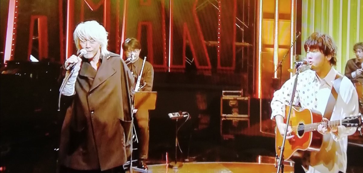 Uzivatel てれびつ子 Na Twitteru 玉置浩二と秦基博の ひまわりの約束 ジーンとくる 玉置浩二は 相手の声を殺すこともなく 自分の良さもきちんと出せる稀有な歌手 玉置浩二の若い頃がすごい色気でイケメンすぎる件 T Co Qus0qqulpz 玉置浩二 秦基博