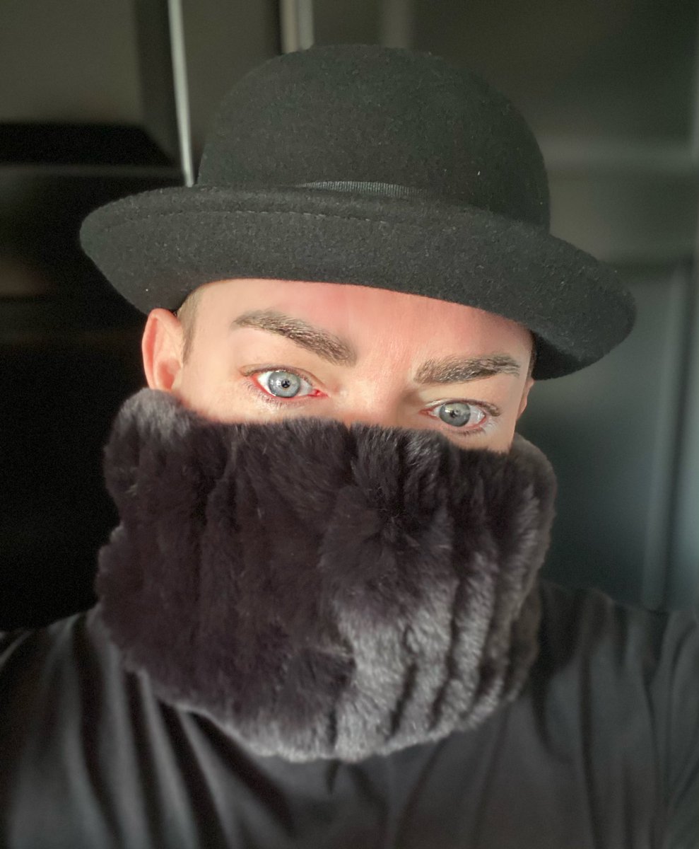 benniedenton's tweet photo. Love love love my #justsnoods #heidicook its so comfortable and warm it’s going to be a god send when this cold snap hits !! And not to mention how glamorous now just somewhere to wear it .... #alldressedupnowheretogo #covidessentials #justsnoods #comfort https://t.co/VXMRqUzZkE