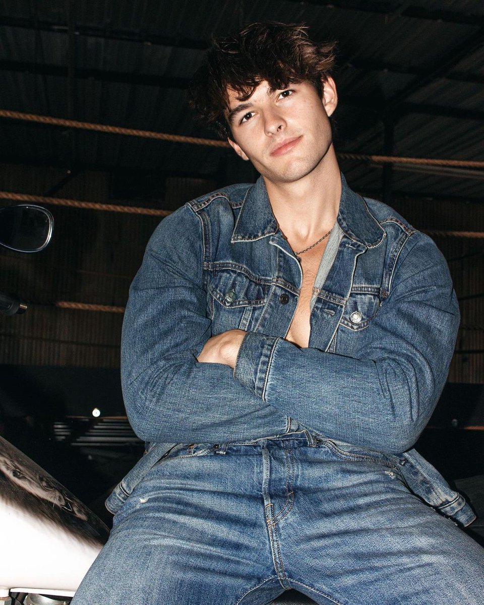 JonathanGoyle's tweet image. #ꜱᴇᴅᴜᴄᴛɪᴠᴇꜱᴀᴛᴜʀᴅᴀʏ