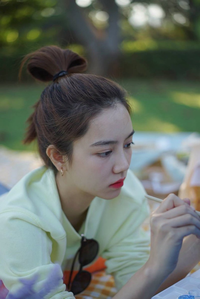 🎨 i like the view.