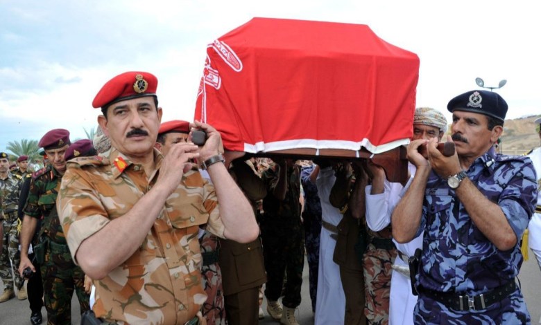 منذُ رحيل والدنا الغالي لم يتوقف العالم عن ذكره، لا الصُّحُف الورقية ولا
الإلكترونية ولا الإذاعات الصوتية والمرئية.. صوره اِمتلأ العالم بها وعبارة كتبت “رحل قابوس السلام”، كلمات موجعة وثقيلة للقارئ والسامع وها نحن نقترب من
#الذكرى_الأولى_لوفاة_السلطان_قابوس طيب الله ثراه فدعوا له