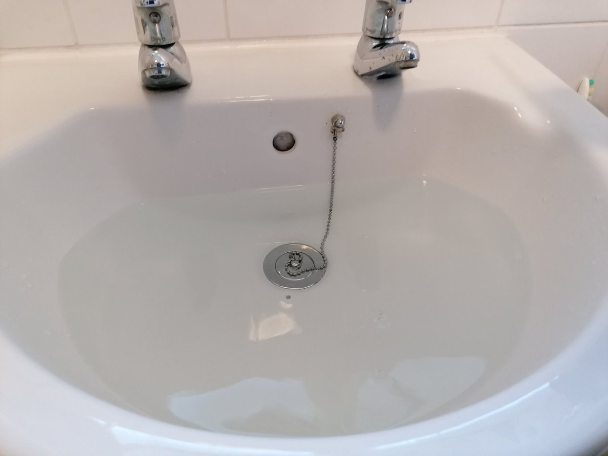 If I take some of the contaminated water and add to a fresh bowl, similar to air moving from contaminated space to an adjacent space the food colouring is difficult to see as it is so diluted. Note it is not a zero amount, but is much less than a room with pollutant source