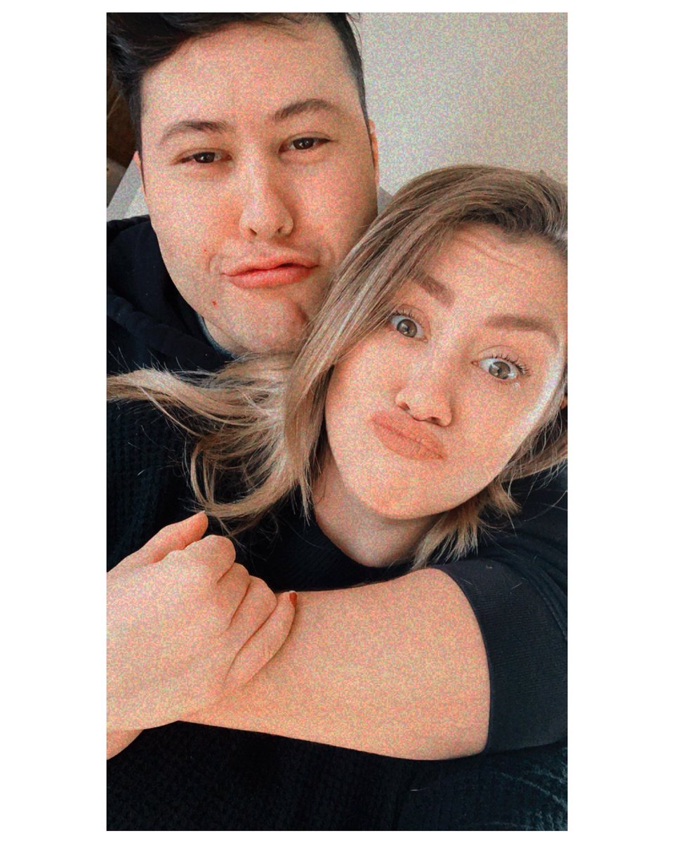 kate_l_2's tweet photo. Happy Anniversary to me and my guy 💛 la la la love yew @CliffordLyter https://t.co/DrMGLSfB0U