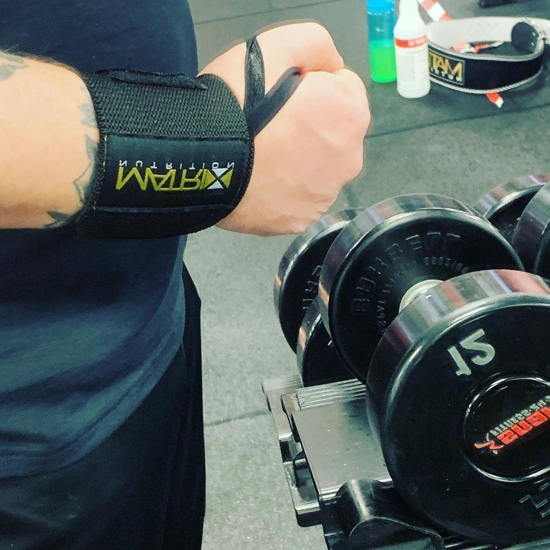Gyms closing again is not ideal, but let's stay motivated 💪

What does your #lockdown workout look like? Tag us in your home workout setup/videos/pictures 👀

📸IG: <a href="/ptaskou/">Panagiotis Taskou</a>

#nationallockdown #homeworkout #HomeGym