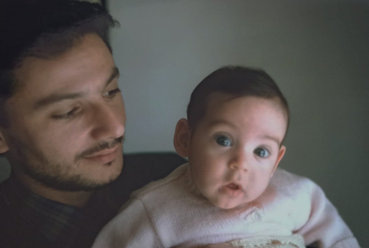 la_lettura (@la_lettura) on Twitter photo Nonno Angelo ha una storia per te. Su «la Lettura» in edicola, nell’App e nello sfogliatore web lo scrittore <a href="/Ferracut/">Angelo Ferracuti</a> dedica un testo al nipote che nascerà a maggio. Con un'analisi di Roberto Volpi sulle nascite in Italia bit.ly/3s2yeFv Nonno Angelo ha una storia per te. Su «la Lettura» in edicola, nell’App e nello sfogliatore web lo scrittore <a href="/Ferracut/">Angelo Ferracuti</a> dedica un testo al nipote che nascerà a maggio. Con un'analisi di Roberto Volpi sulle nascite in Italia bit.ly/3s2yeFv