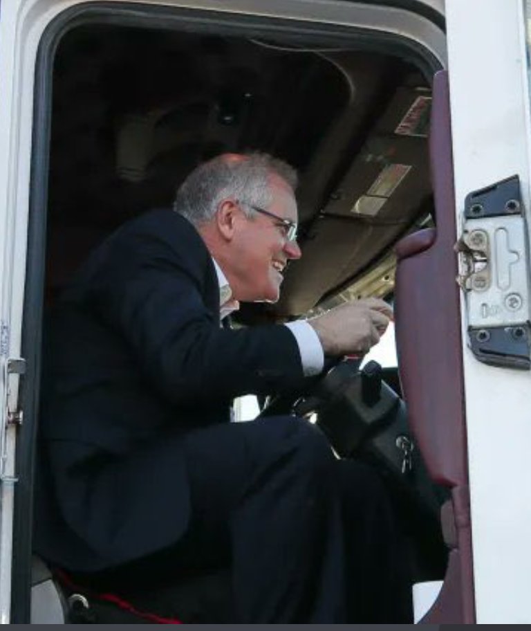  #TruckinMenThanks to  @SnapBackAU