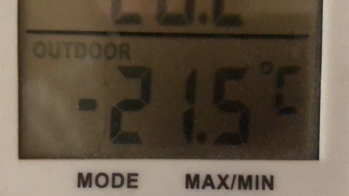 tliell's tweet photo. @marshmalotoast During the last few days outside temperature has been below -22°C in our village 🇳🇴🥶 Currently slightly warmer 😂 https://t.co/BIhuxvKjtx