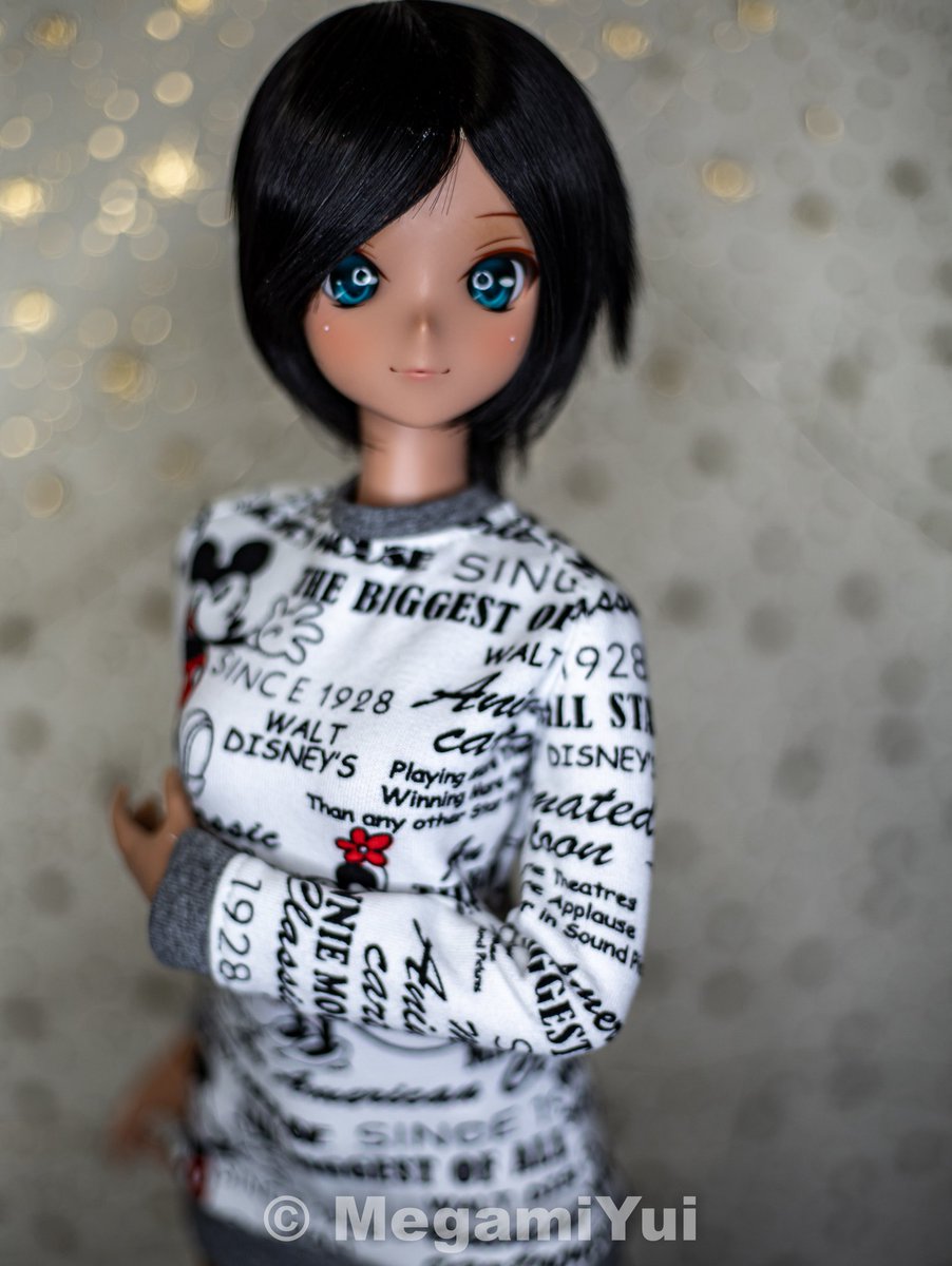 The_ilit's tweet photo. Working on a new sweatshirt pattern🪡
#smartdolls #smartdoll #dollclothes #dollsale #doll #dollinstagram #dollhandmade #dannychoo #megamiyui #megamileo #dollphoto  #dollphotography #culturejapan #fashiondoll  #スマートドール #smartdollpattern #dollpattern   #smartdollsana https://t.co/SsUqcMyGWi