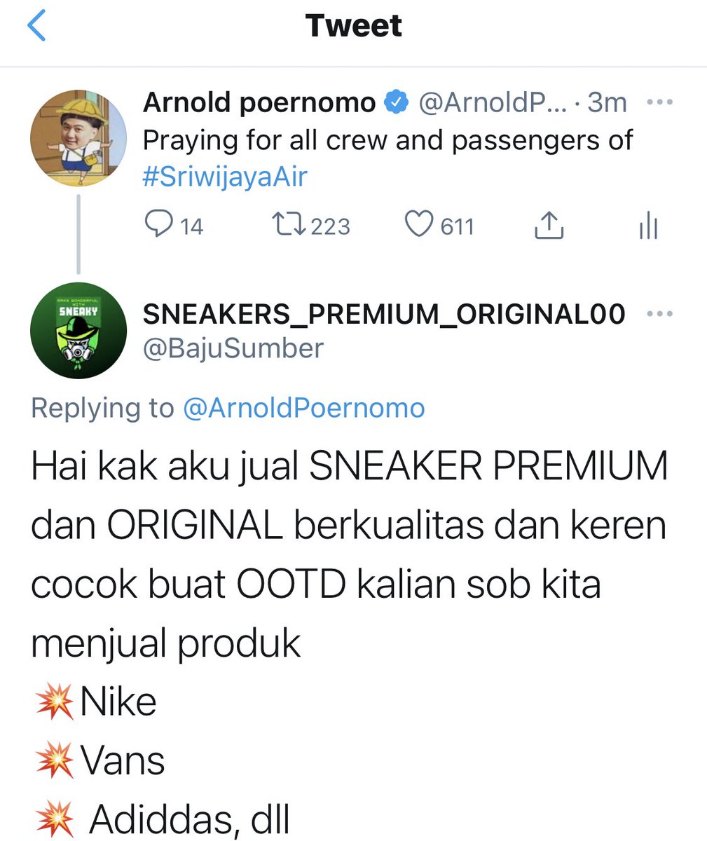 ArnoldPoernomo's tweet photo. ..... perlu banget gitu jualannya di tweet itu? 

Yang jualan jualan ga tau diri sih https://t.co/TAWNrT0tlr