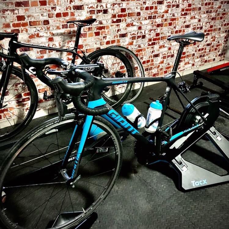 I fell in love! 💙
Want you meet my new #giantadvanced 💙💙💙
Thank you <a href="/tkkpacific/">TKK Pacific Toruń</a> 😍