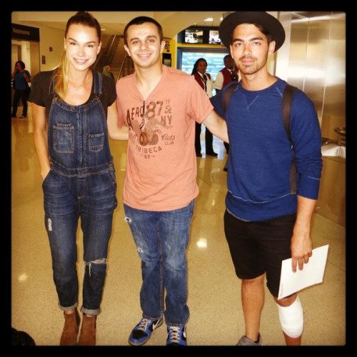 2014: in July, Joe and Blanda went on a trip to Greece together. In August, they broke up. This is their last picture as a couple.