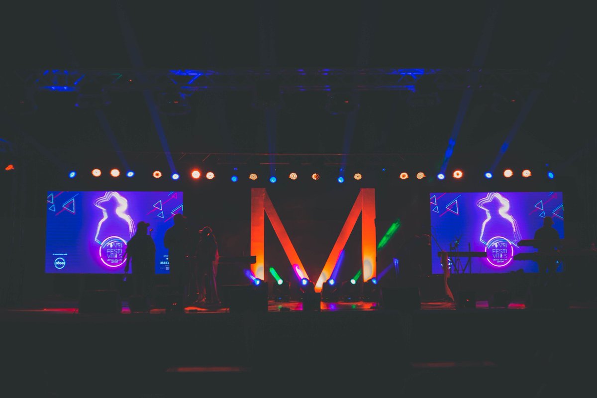 manifestive's tweet photo. 📷 @thetitan___ https://t.co/V6J1HkPJLR