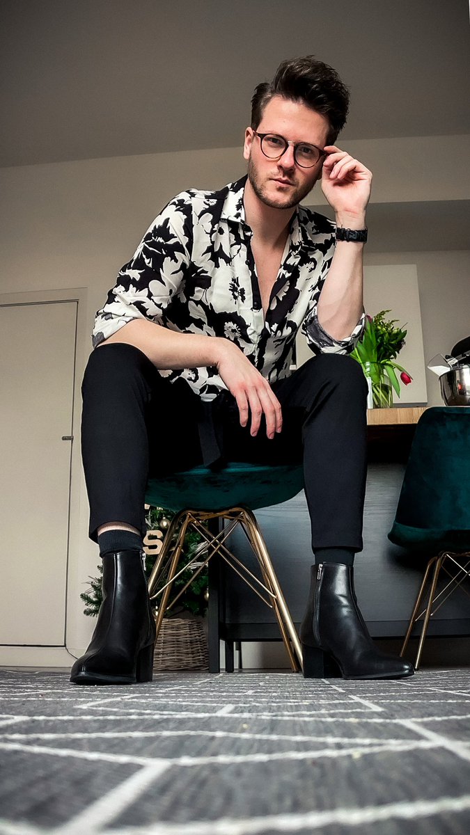 Ik kocht hakken.. waarom? Toxic masculinity kietelen. Groetjes