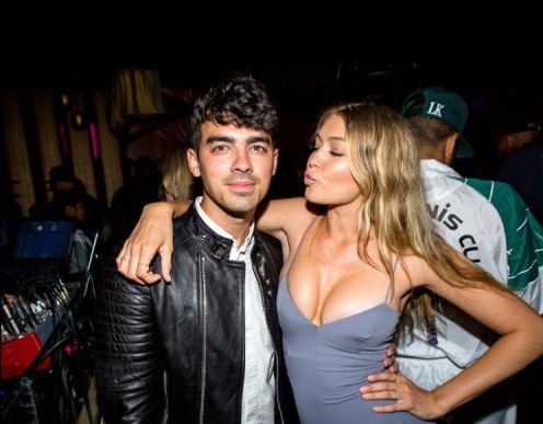 The first picture was posted by Joe. The cat is Waffle, Joe adopted it when he was still dating Blanda. (Joe and Blanda also dated another cat named Pancake)