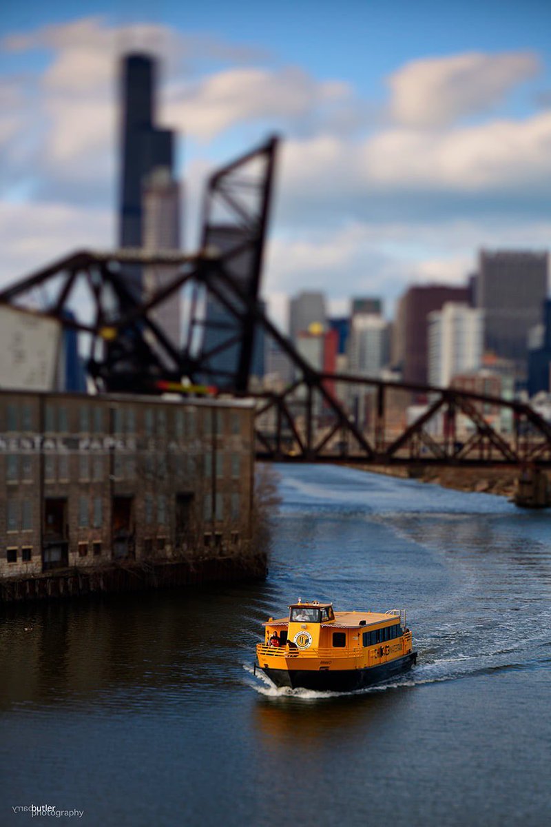 Taxi Time in that Toddlin' Town #Chicago