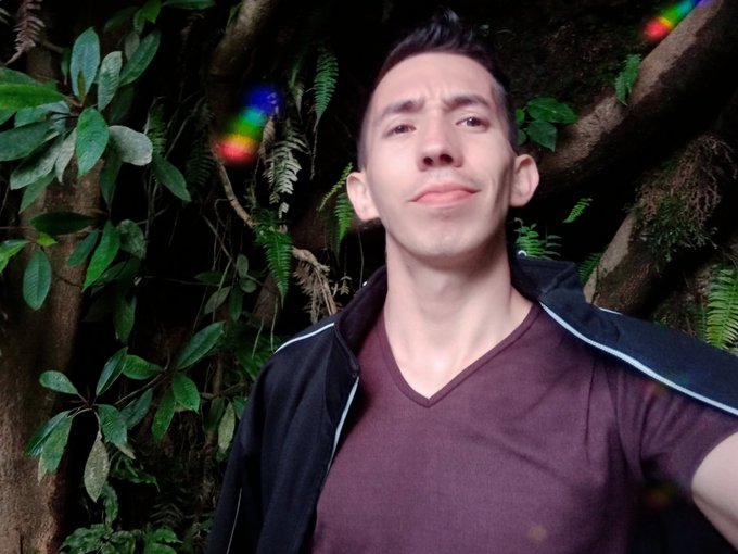 In the middle of paradox. https://t.co/UGQ3QMQvL7<a href="/tag/mondaymotivation"class="tags"><span>#mondaymotivation</span></a><a href="/tag/boy"class="tags"><span>#boy</span></a><a href="/tag/mondaymorning"class="tags"><span>#mondaymorning</span></a>