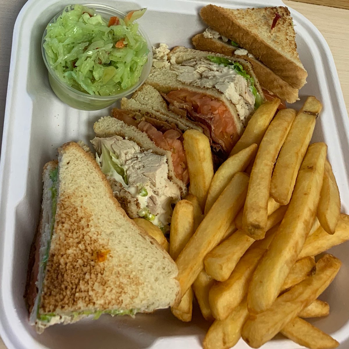 Ralph and Sons Diner tweet media