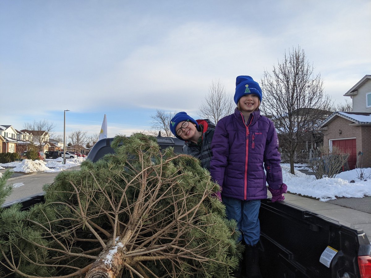 JulieDonegani's tweet photo. A beauty day for Trees for Tots @cityofguelph raising money for an amazing cause- The Children's Foundation of Guelph and Wellington. https://t.co/jIyXhSzBdd