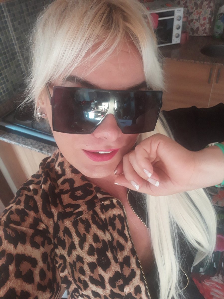 #bodrumtravesti SELÂMLAR 🙋🏼‍♀️BEYLER BODRUM GÜMBETTEYİM ✔GÖRÜŞMELERİMİ KENDİ EVİMDE YAPIYORUM✔🦋🦋 DETAYLI BİLGİ İÇİN ARAYABİLİRSİNİZ 📞05316875474📞💖💕💋👄 #GÜMBET