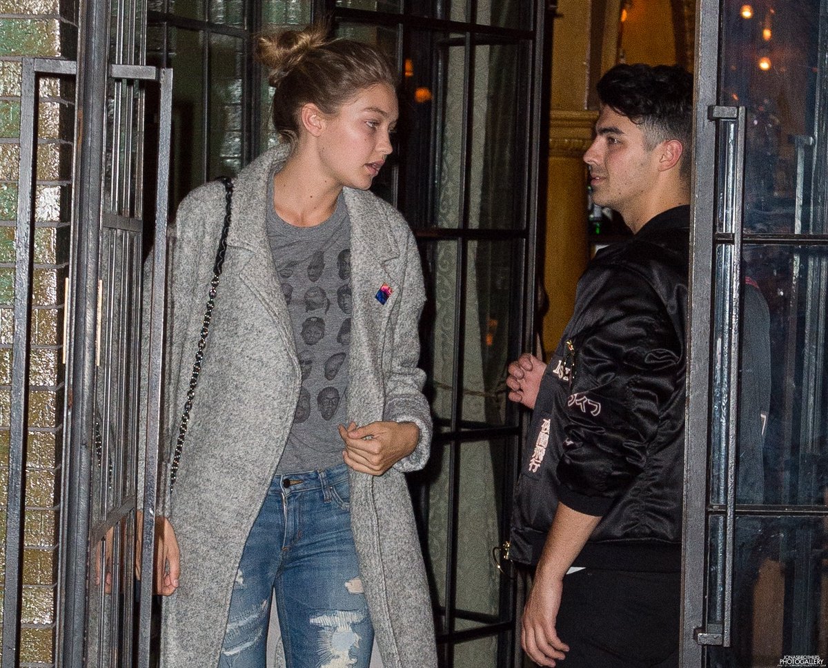 1st picture: GiJoe (Joe and Gigi’s couple name) and Kendall Jenner at the Vogue show.