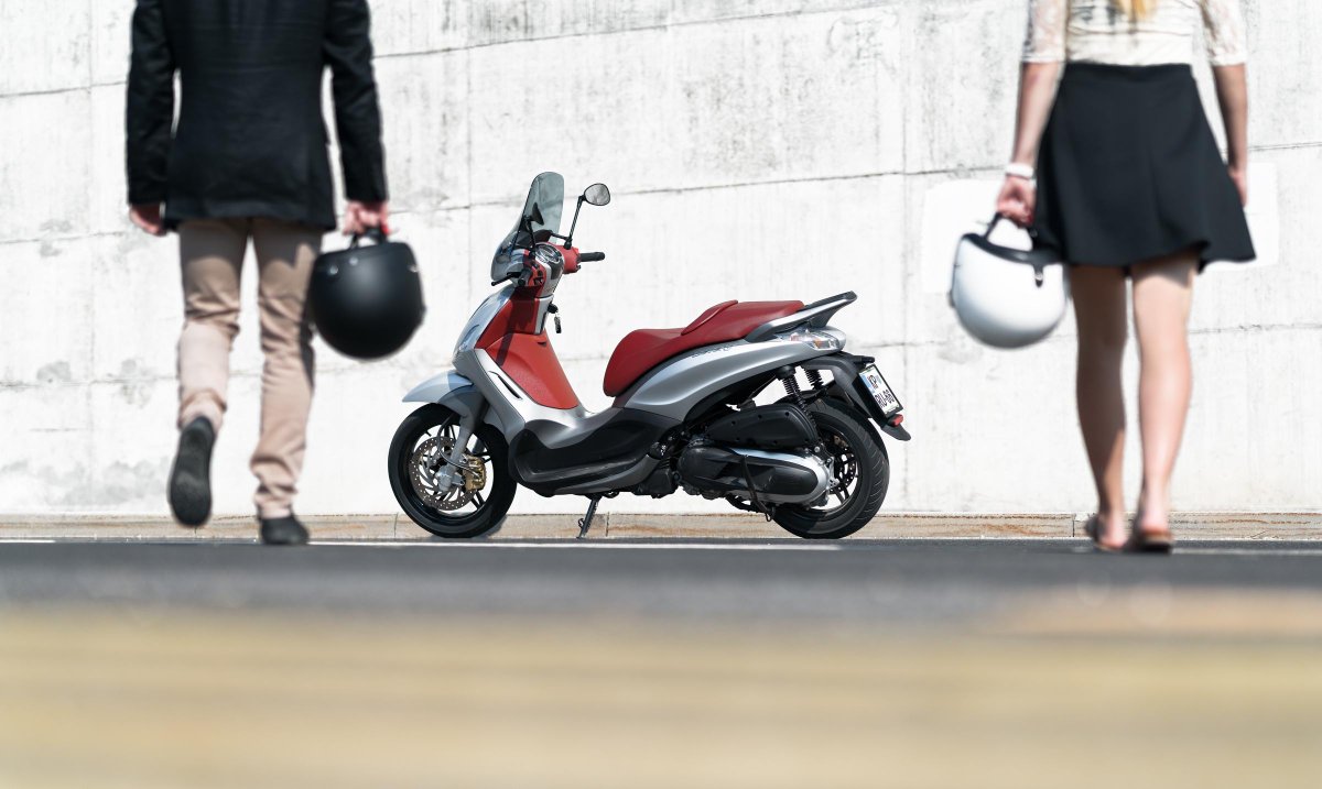 TrelleborgGroup's tweet photo. 🛵Out for a ride around town, wearing the Mitas TOURING FORCE-SC tyres.
PC: urospodlogar
#mitasmoto #ridemitas #touringforce https://t.co/6L5QHyrTo4
