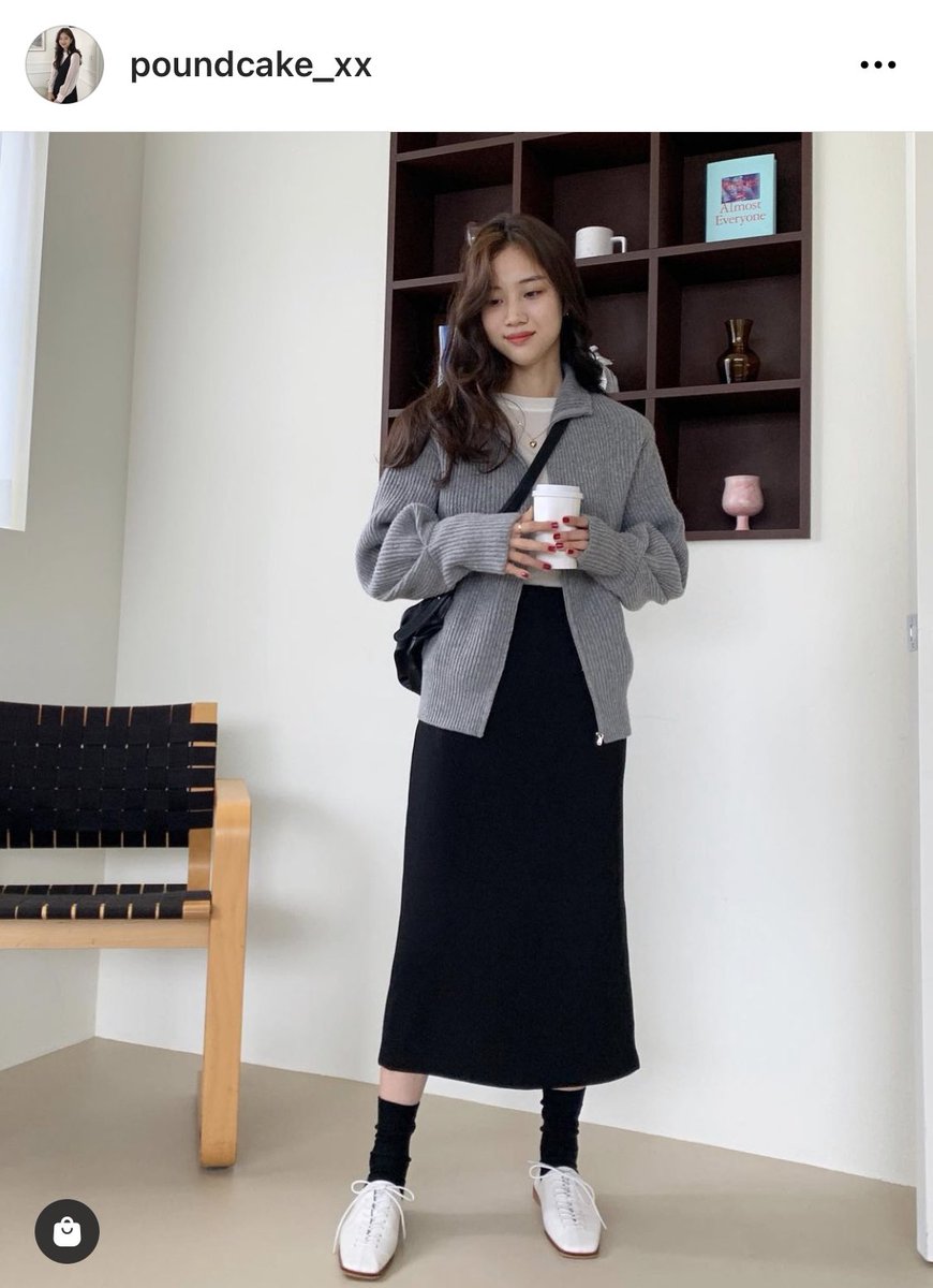 하나 骨格ストレートさんオススメの韓国コーデまとめました Iラインを意識してアイテムを選んでみるのが良いかと思います 1 3枚目のインスタのpoundcakeは骨ストさん向けのコーデがたくさん載ってますのでぜひ参考にしてみてください T