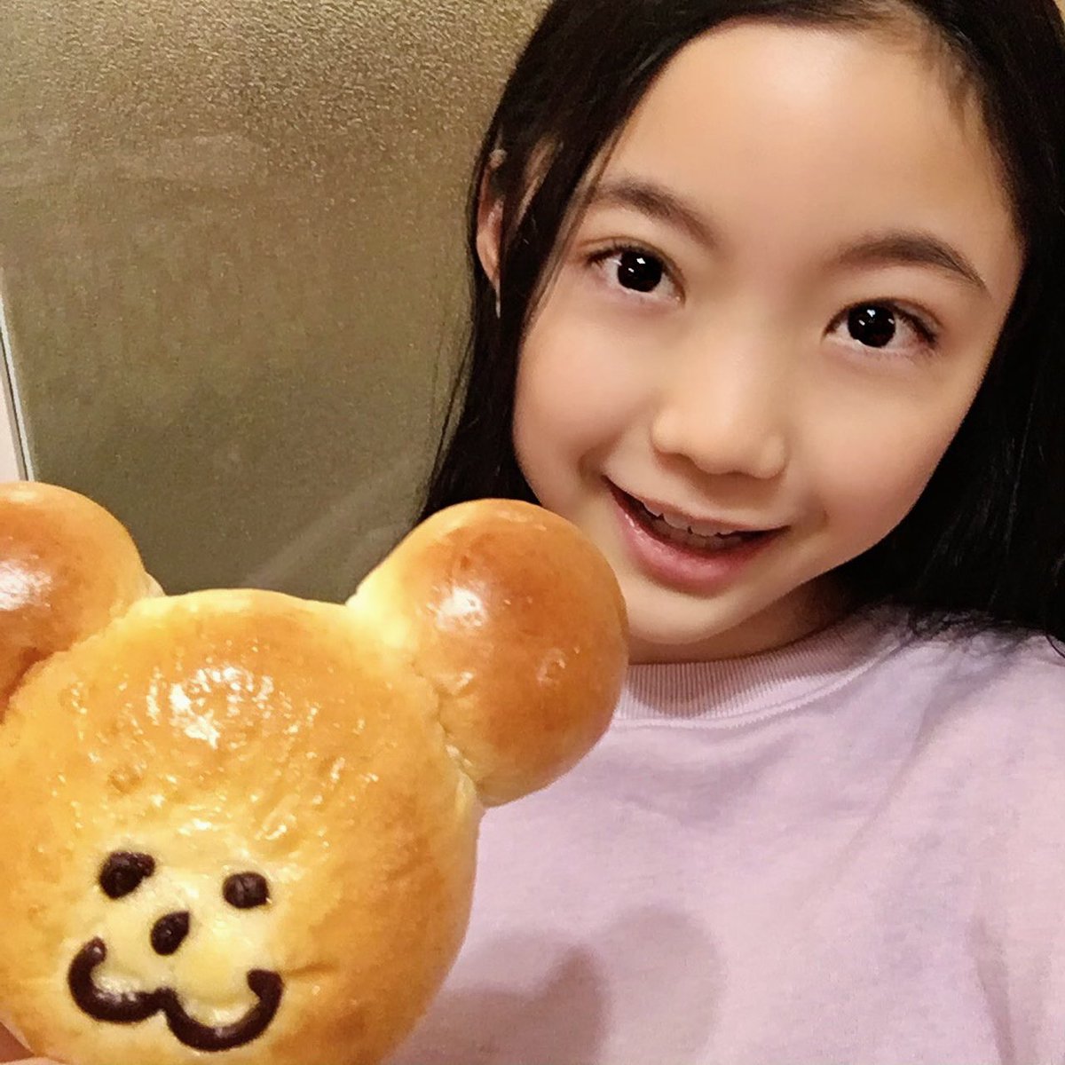 仁科心花 Nishina Konoka くまパン とってもかわいいくまちゃんのパン とってもおいしかった チョコクリームパン かわいいパン 仁科心花 Nishina Konoka くまパン とってもかわいいくまちゃんのパン とってもおいしかった チョコクリームパン かわいいパン
