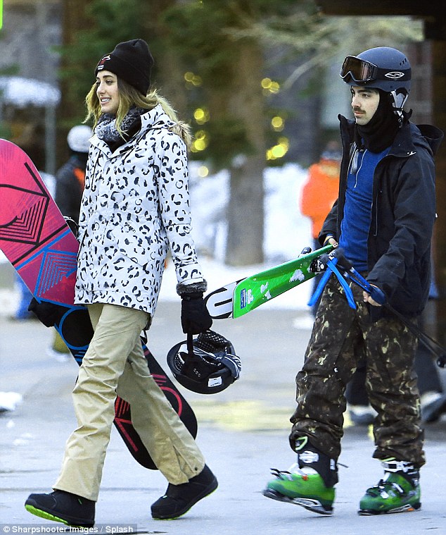 December 2015-January 2016: Jessica Serfaty. Joe was spotted kissing her in Mammoth Mountain. She’s a model and she has a son. Also, she’s one of the models starring in Joe’s music video for DNCE’s Cake By The Ocean, co-directed by his ex girlfriend Gigi Hadid.