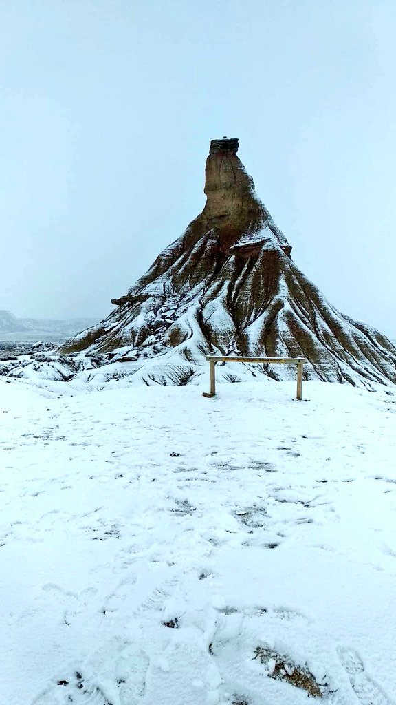 diego23pe's tweet photo. Pues ha nevado si https://t.co/hMG0bttqih