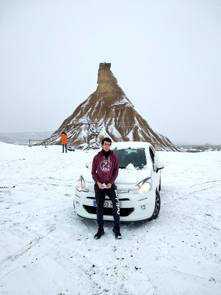 diego23pe's tweet photo. Pues ha nevado si https://t.co/hMG0bttqih