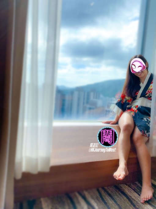 特登買件和服嚟玩😝唔知你哋覺得好無睇呢？ 全套相同片喺onlyfans, 快啲去subcribe： https://t.co/BiiXWGi43T  #HKCouple #BDSM #hkgirl #hksex<a href="/tag/bdsm"class="tags"><span>#bdsm</span></a><a href="/tag/hkgirl"class="tags"><span>#hkgirl</span></a><a href="/tag/%E8%AA%BF%E6%95%99"class="tags"><span>#調教</span></a><a href="/tag/onlyfans"class="tags"><span>#onlyfans</span></a><a href="/tag/%E5%B0%84%E5%B1%8F"class="tags"><span>#射屏</span></a><a href="/tag/%E6%B7%AB%E5%A6%BB"class="tags"><span>#淫妻</span></a><a href="/tag/%E6%B7%AB%E5%A8%83"class="tags"><span>#淫娃</span></a><a href="/tag/hksex"class="tags"><span>#hksex</span></a>