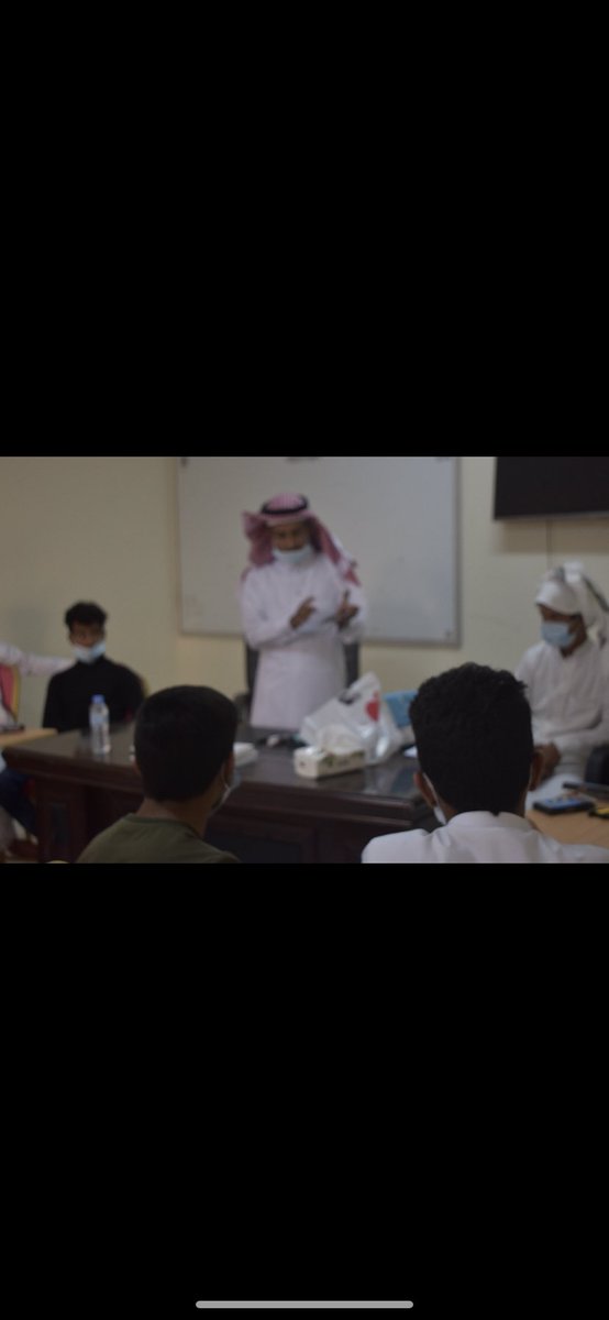 rm_z12's tweet photo. مقتطفات من الدورة صيانة الجوالات التي نفذها المدرب رمزي البرقاني في لجنة التنمية الاجتماعية https://t.co/AN2txgImAO