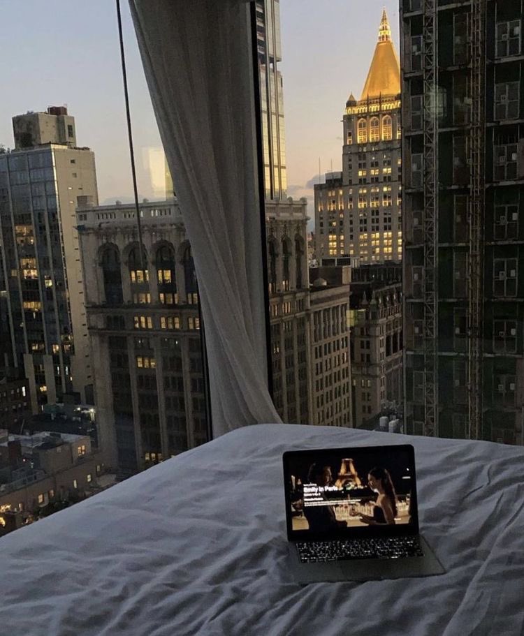 INTERIORPORN1's tweet photo. High rise apartment view https://t.co/AxpyR6iEOv