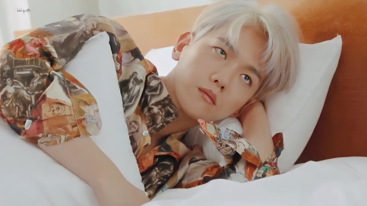 byunIistment's tweet photo. no wonder baekhyun is looking forward to his 30s...he knows his power as a DILF will be unstoppable https://t.co/9dSnPZDhSs