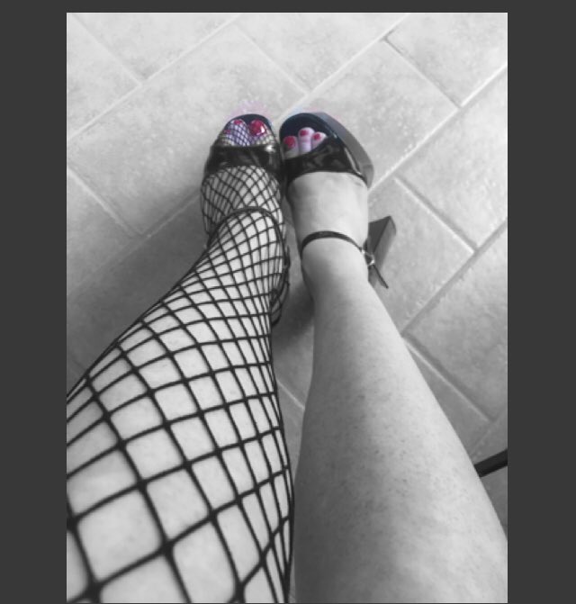 MissVicky_85's tweet photo. #fimdome #femdomitalia #Slavefordom #moneymistress https://t.co/QhShEBWlYL