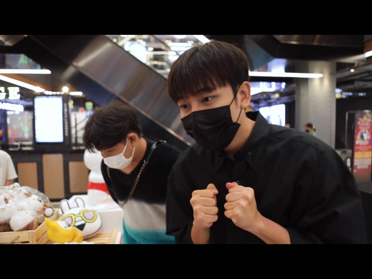lvm34n1's tweet photo. ตตน่ารักง่ะ แง้ ผมทรงนี้ น่าร๊ากกกก น่าเอ็นดู

ไปดู https://t.co/la10OWauWX

 #AddMyVlog #titlekrt #กลจของตต @titlekplee https://t.co/2o1TJS7YW5