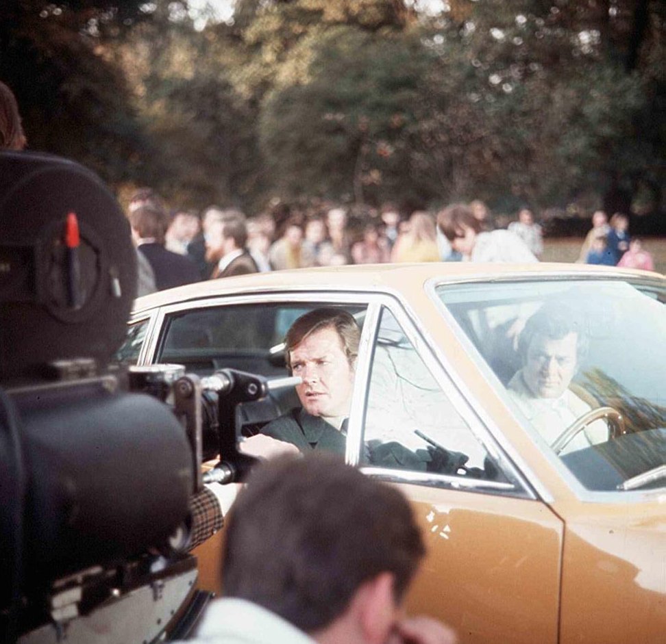  #AnorakFact: ’The Persuaders!’ star Roger Moore autographed the underside of his character’s Aston Martin DBS’s boot lid (or trunk lid, if you’re reading in the USA) at Pinewood Studios, Buckinghamshire, in May 2003. Pic: Moore filming in the car with co-star Tony Curtis. (4/6)