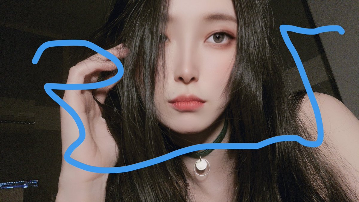 Oggi è trooooooooooooppo freddo T T
Non voglio abitare vicino alle Alpi di più!! (FAKE)

(Actually I still love Alpi's snow)

#美男美女さんと繋がりたい