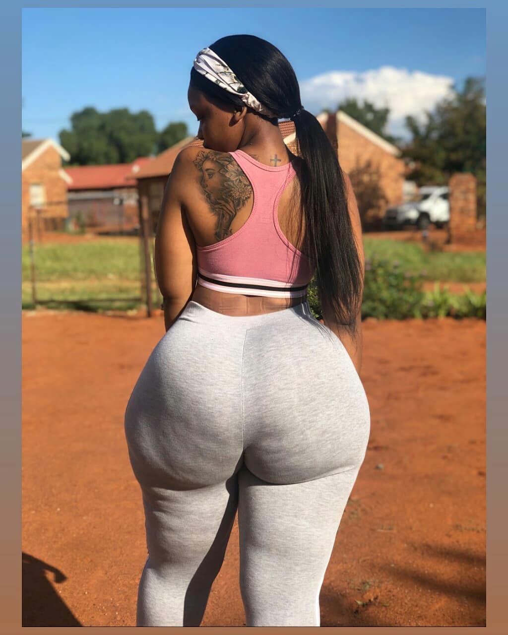 Segos Pumpkin🍑(bagu bagu) on Twitter: "Front >>>>>>>>> Back https://t