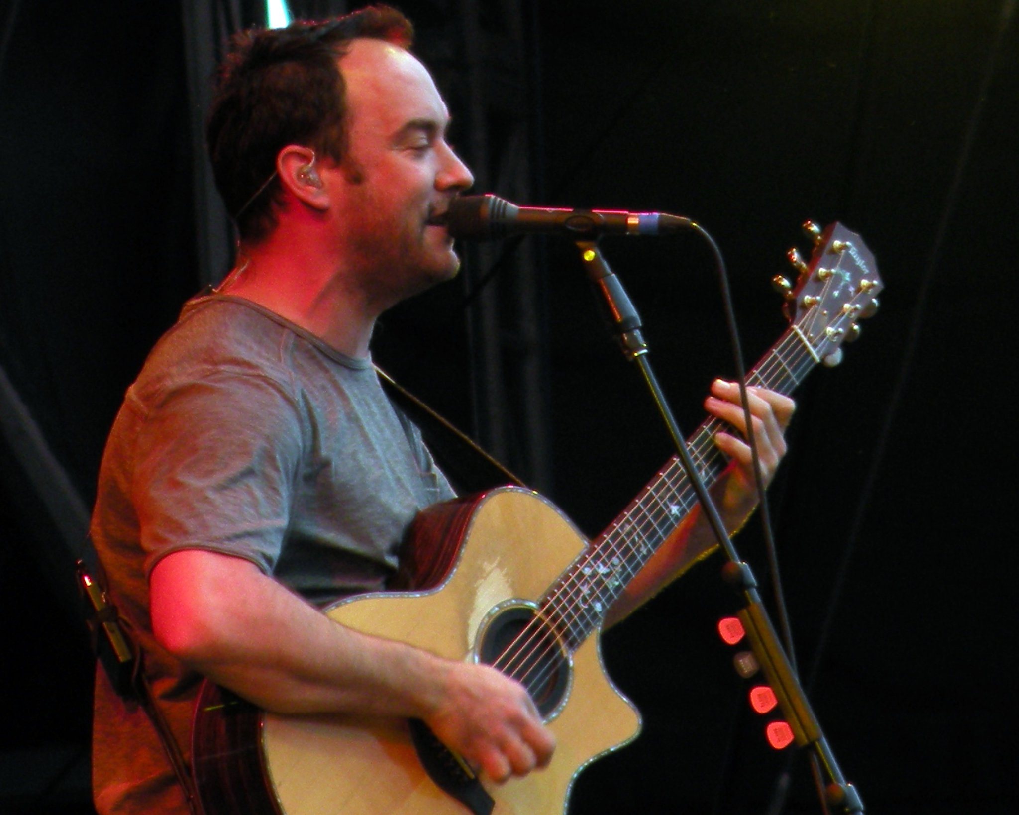 Please join me here at in wishing the one and only Dave Matthews a very Happy 53rd Birthday today  