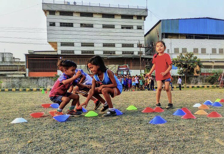 slumsoccer's tweet photo. Sorry about the mess! But our #Edukick participants are learning here with a big smile on their faces. #playingandlearning #LearningWithAKick 
@LaureusSport https://t.co/2x6BMI0pxv