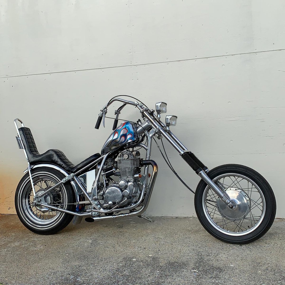 2persenter's tweet photo. 2%ER No.173 SR400 hardtail chopper.
フォワードコントロールのジョッキーシフトはしばらくすれば新商品で発売です❗️
Webギャラリー▶️ https://t.co/uUMmZN47f7
紹介動画▶️ https://t.co/hBIYyCCcdN
走行動画▶️ https://t.co/Y3MvTAjuez
#sr400 #sr500 #2presenter #ツーパーセンター https://t.co/GqhUwApNYN