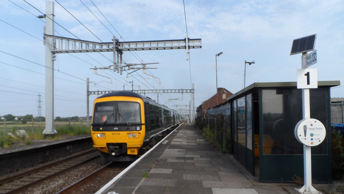 Man vs Train tweet media