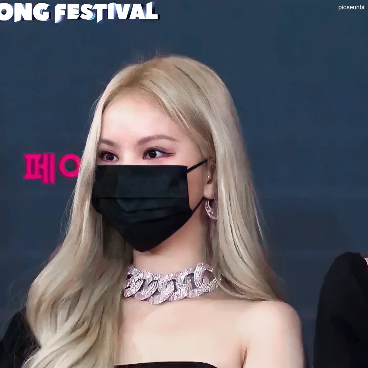hourlygftan's tweet photo. blonde eunkook superior https://t.co/Dtlpf1XzZs