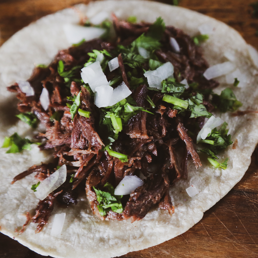 🌅Wake up to the smell of delicious barbacoa tacos this morning! Yum! 😋 #dealbabakery #barbacoa #Saturday #mornings #breakfast #yummy #delicious #tacos #mcallentx #pharrtx #rgvfood