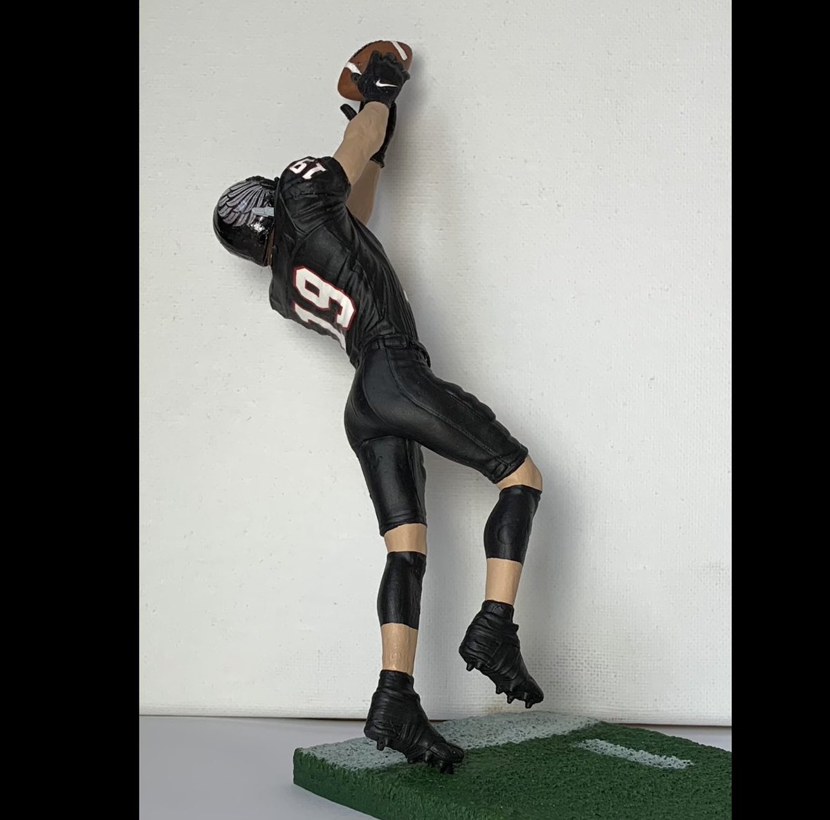 202CustomSports's tweet photo. #custommcfarlane #customfigure #customfootball #sportsfigure #customstatue #senioraward #footballmom #youthfootball #popwarner #hsfootball #fridaynightlights #semiprofootball #ncaafootball #sprintfootball #naiafootball #xfl #customactionfigure #actionfigurecustom @ArgyleSports https://t.co/leOOkjz7iN