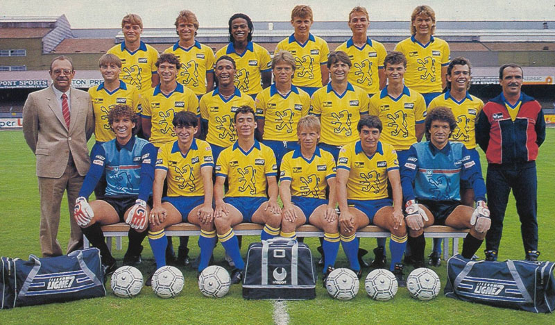 Néanmoins, le FCSM voit partir très vite ses meilleurs éléments et les résultats s'en feront sentir au milieu des années 1980.Par conséquent, au terme de la saison 1986/1987, Sochaux est relégué en deuxième division.