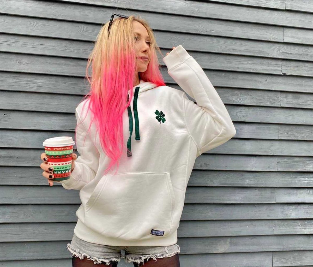 HappBros's tweet photo. Lucky Clover Hoodie 🍀

https://t.co/ocZRGagSQH https://t.co/vPNNBcNNbc